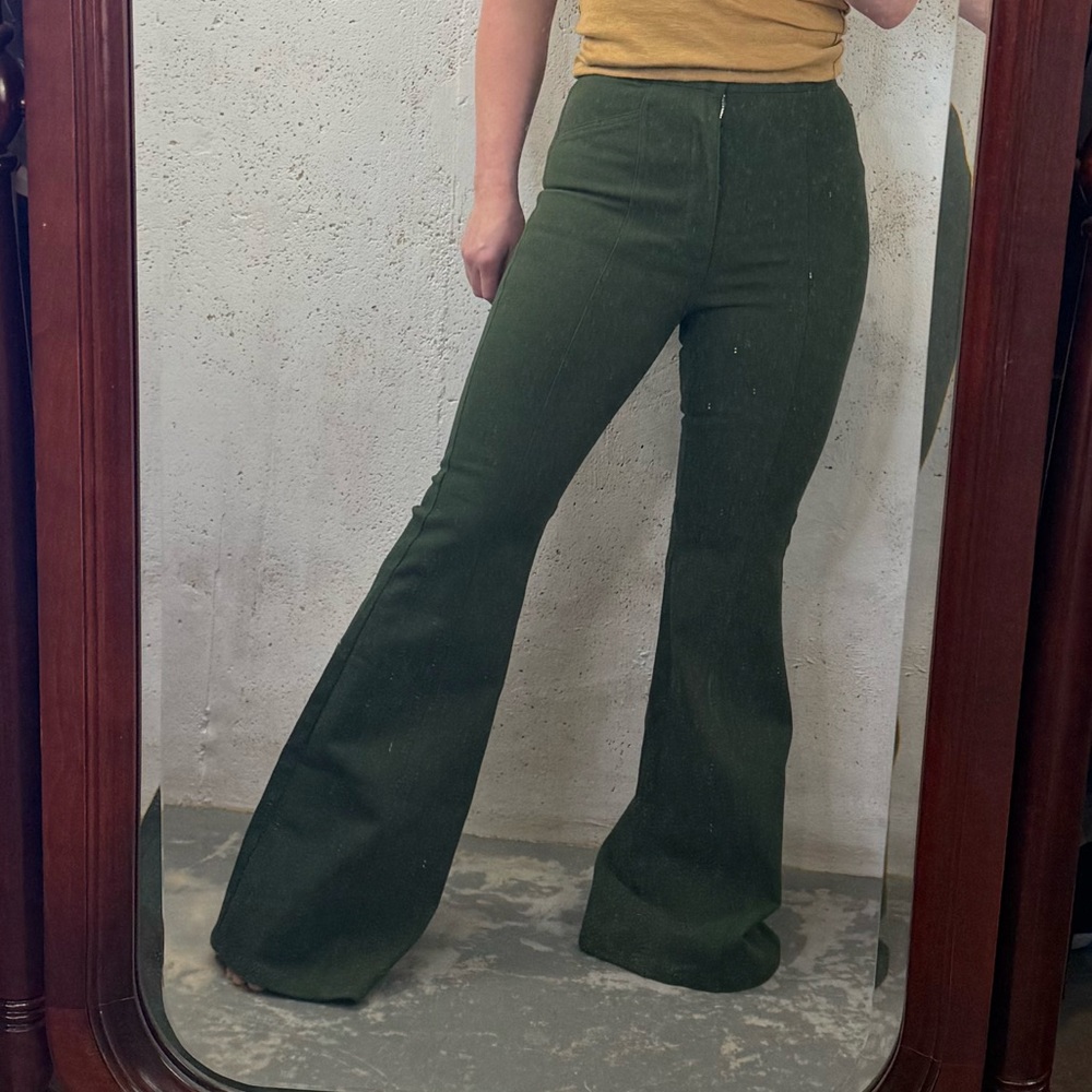 Flying Tomato Green Wide Leg Bell Bottom Flare Pants New With Tags Size Small - Picture 12 of 12